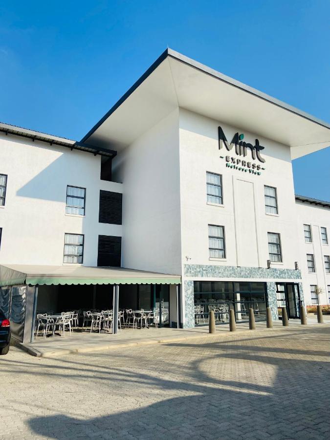 ヨハネスブルグMint Express Melrose Viewアパートメント エクステリア 写真